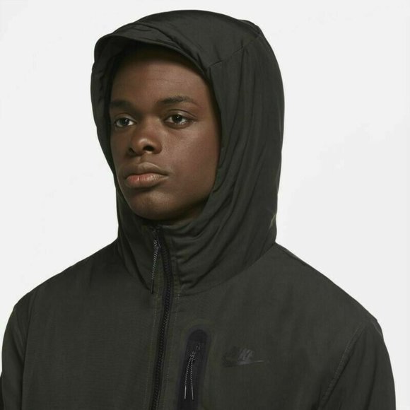 Nike Sportswear Tech Essentials Thermore Jacket - Picture 4 of 8